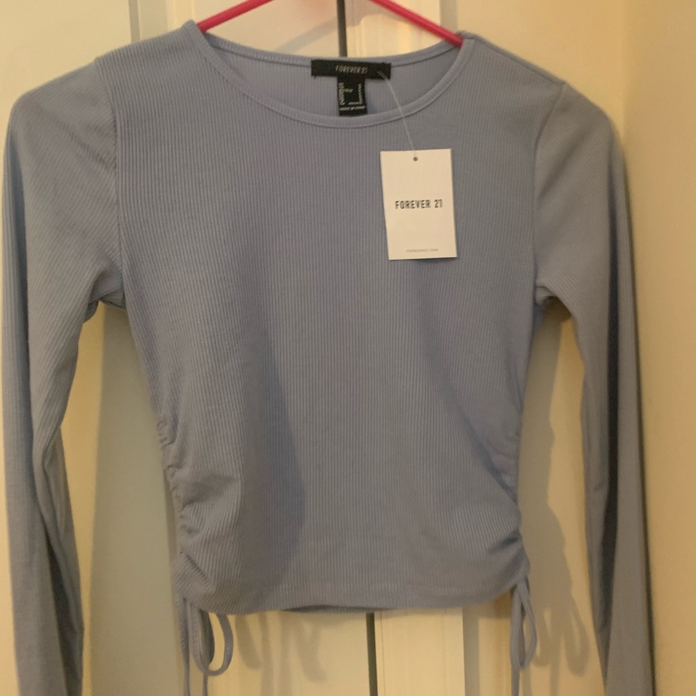 FOREVER 21 long sleeve top … Size Small women’s
